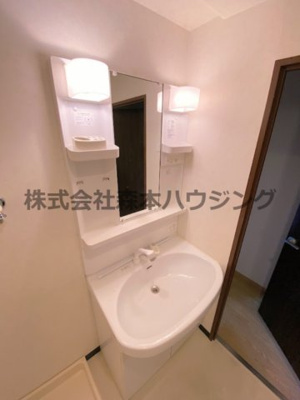 【独立洗面台】 | 　八坂一番館 | 独立洗面台で身支度をすべて済ませてしまいましょう