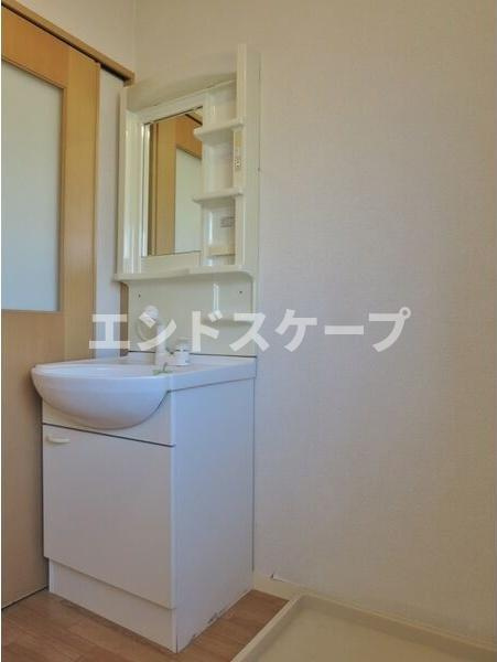ファミーユBの洗面所|高崎、前橋のお部屋探しはエンドスケープまで！お客様の理想お聞かせ下さい♪