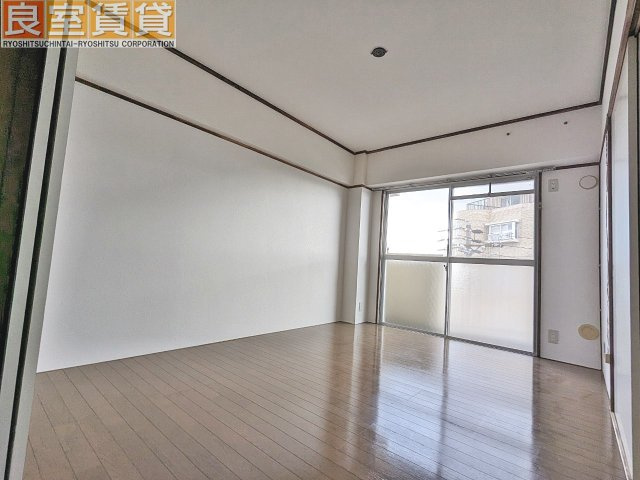 【居間・リビング】 | マンション桜本町