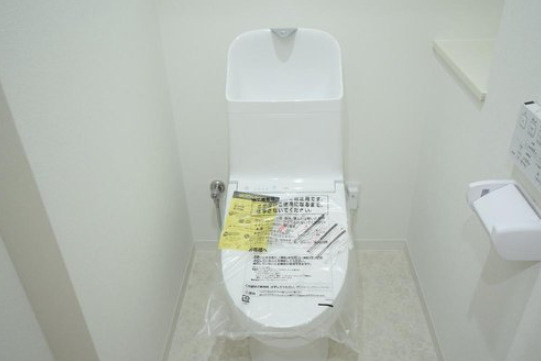 サングレイス高峰のトイレ|温水洗浄便座を完備！毎日使うトイレを快適・清潔に保てる嬉しい設備です♪