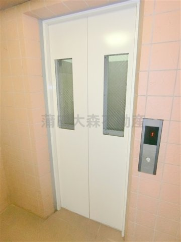 ロイヤルガーデン千鳥町のその他共用部分|エレベーター
