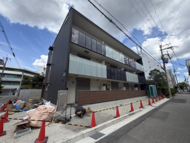 尼崎市武庫之荘２丁目のアパート
