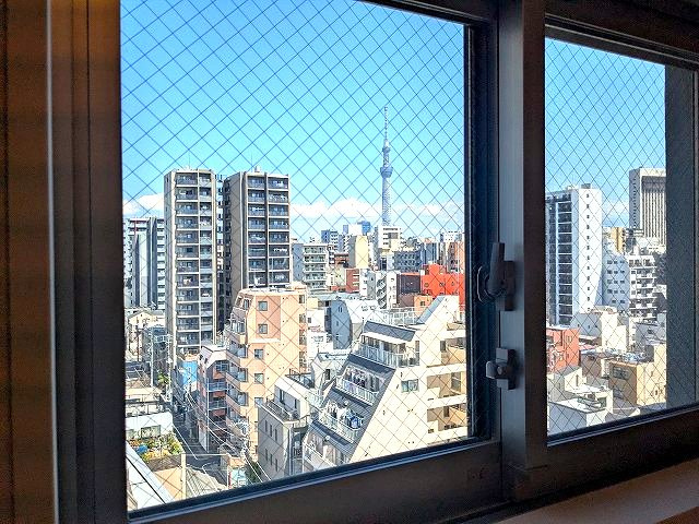 J.GRAN Court上野入谷の設備|10F、上層階南向き角部屋はバルコニーとサービスルーム3帖の窓からからスカイツリー隅田川花火見えます、日当り良好です