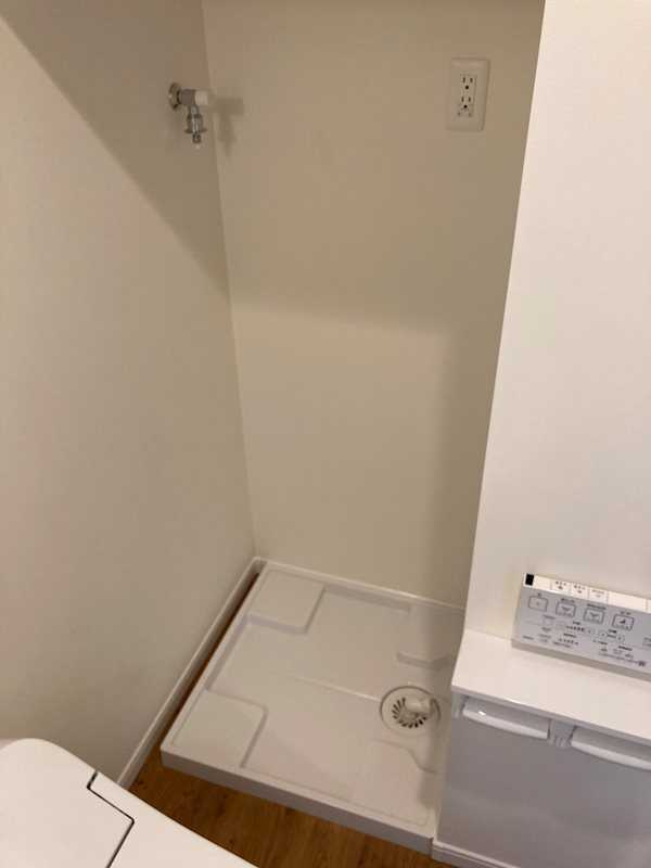 TOYO-ICHI APARTMENT.の設備|洗濯機置場