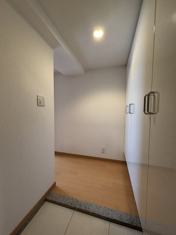 ジェイシティ八丁堀の玄関