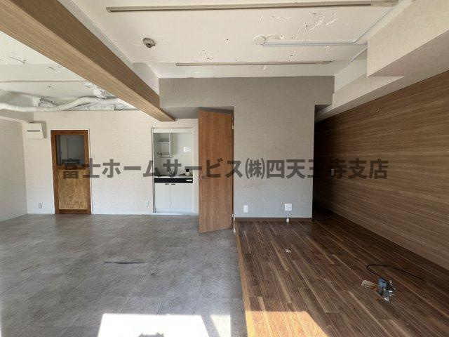 大阪市中央区南船場４丁目の店舗事務所の内装