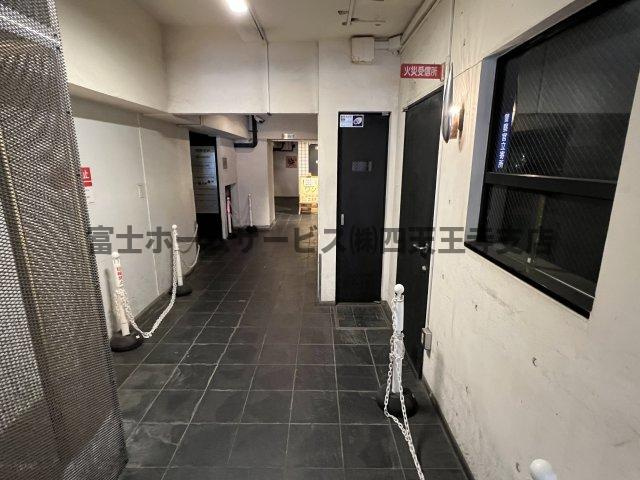 大阪市中央区南船場４丁目の店舗事務所のロビー