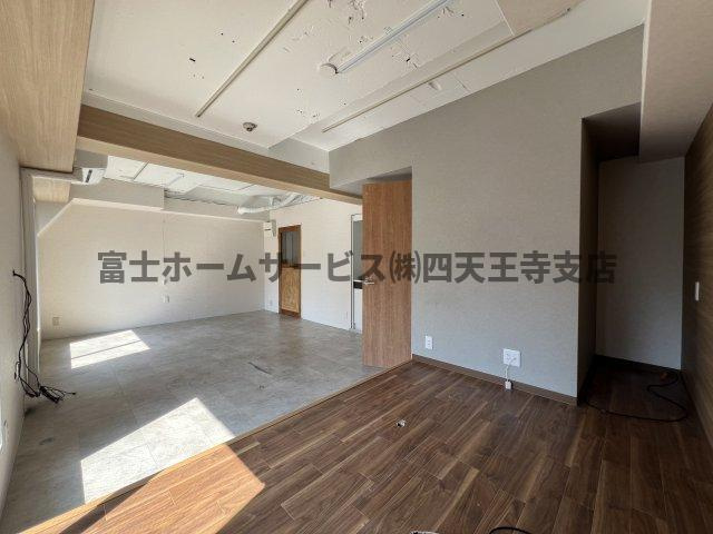 大阪市中央区南船場４丁目の店舗事務所の内装