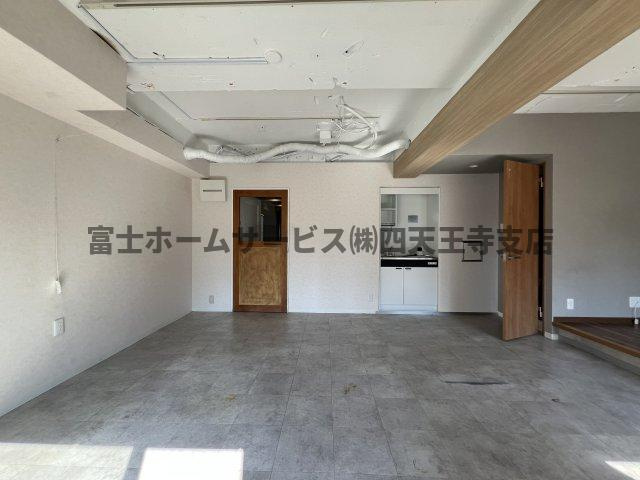 大阪市中央区南船場４丁目の店舗事務所の内装