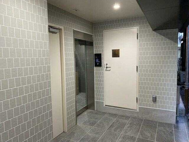 TOYO-ICHI APARTMENT.のエントランス
