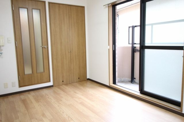 神戸市東灘区御影２丁目の賃貸マンションの居間・リビング