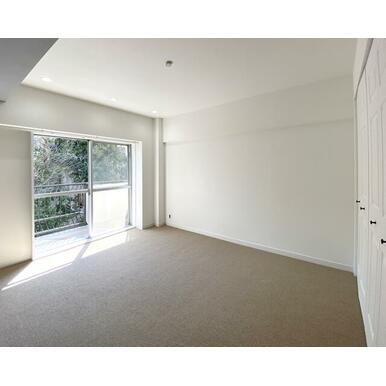 芦屋市東芦屋町の賃貸マンションの居間・リビング