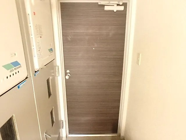 ジョイライフ六甲の玄関