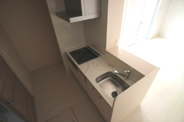 神戸市東灘区森南町１丁目のアパートのキッチン