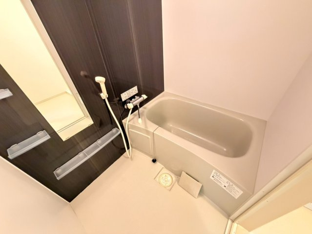 神戸市東灘区住吉宮町１丁目のアパートの浴室