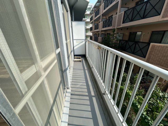 神戸市東灘区北青木４丁目の賃貸マンションのバルコニー