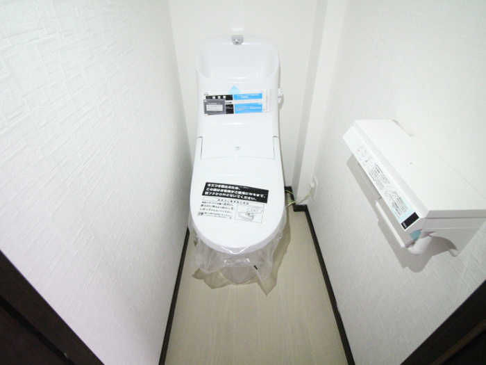 神戸市中央区東雲通６丁目の賃貸マンションのトイレ