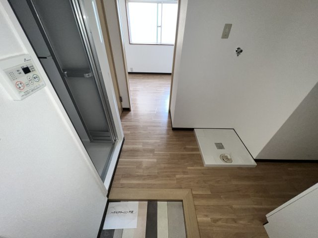千代第一ビルの玄関