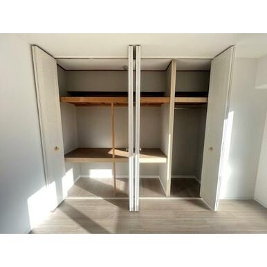 西宮市久保町の賃貸マンションの収納