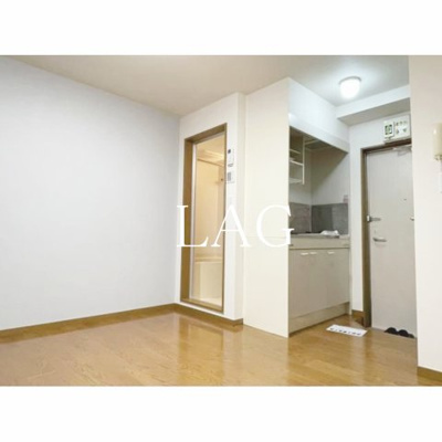 【居間・リビング】 | ベルフレール | 洋室のお部屋です。