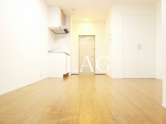 【居間・リビング】 | HATSUDAI FLAT | 洋室のお部屋です。