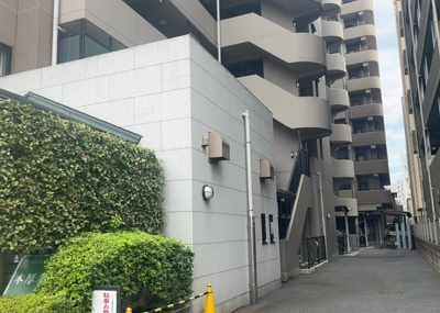【構造・工法・仕様】 | エクセル本厚木 | ＳＲＣ造は強度や耐震性の面でもRC造と比べて優れています。そのため、10階建以上の高層または超高層マンションなどの建築にも多く採用されています。柱や梁などのサイズが小さくても高い耐震性を確保できます。