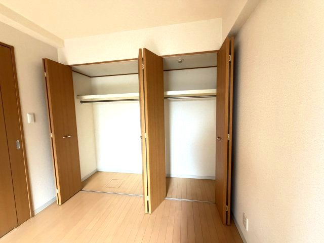 カミュー松戸北小金の駐車場