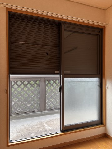 ☆各部屋にはシャッターが付いています☆※他部屋参考画像