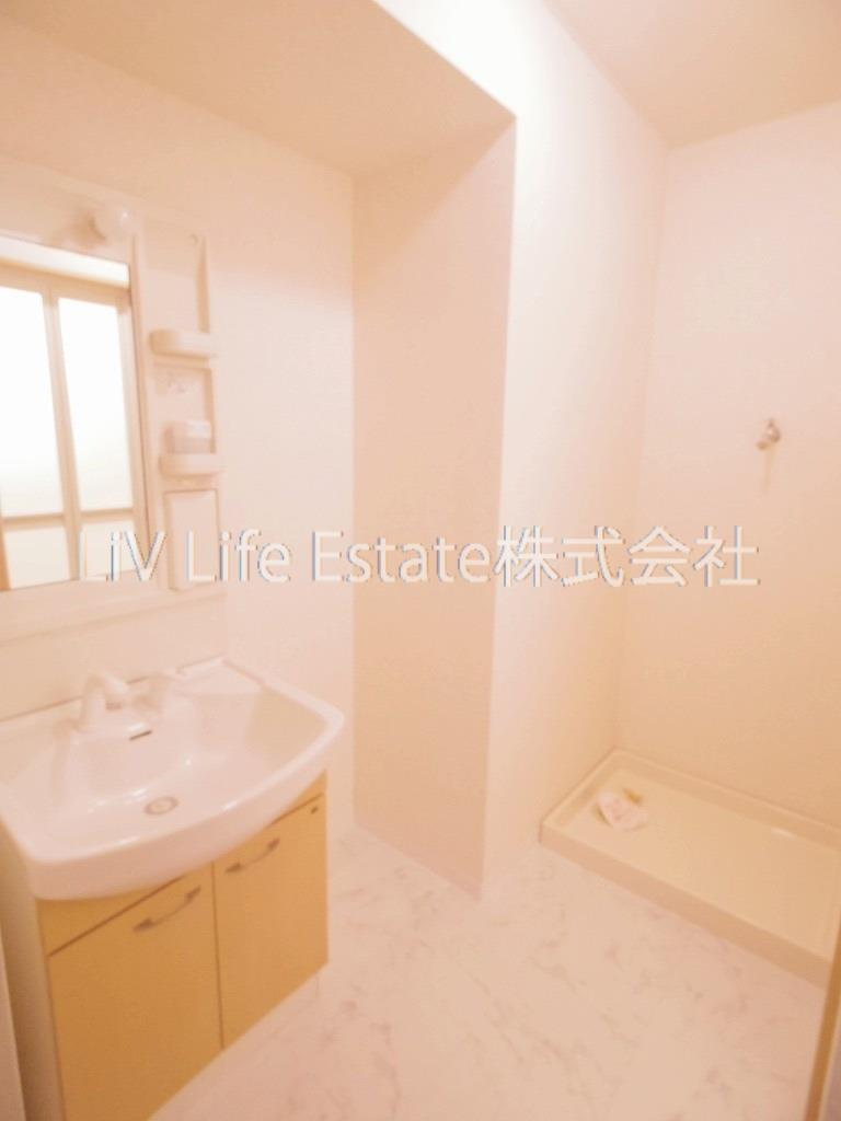 小平市花小金井３丁目の賃貸マンションの洗面所