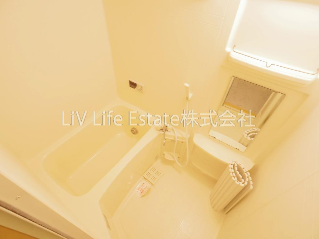 小平市花小金井３丁目の賃貸マンションの浴室