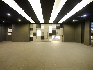 グランドガーラ桜木町駅前のロビー