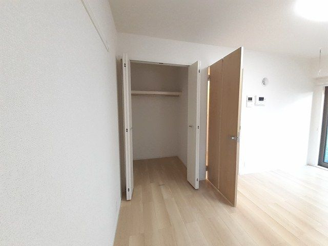 ハイツ　ユベーレンの収納