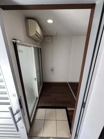 ＫＡＳＵＧＡマンションの玄関