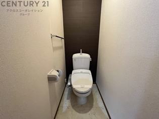 温水洗浄便座付きのトイレです！