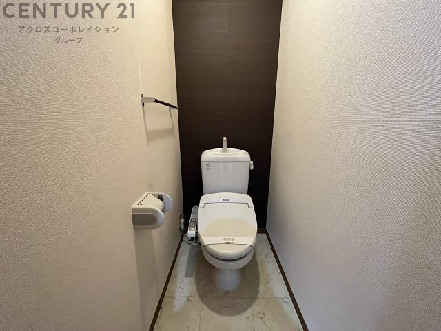 温水洗浄便座付きのトイレです！