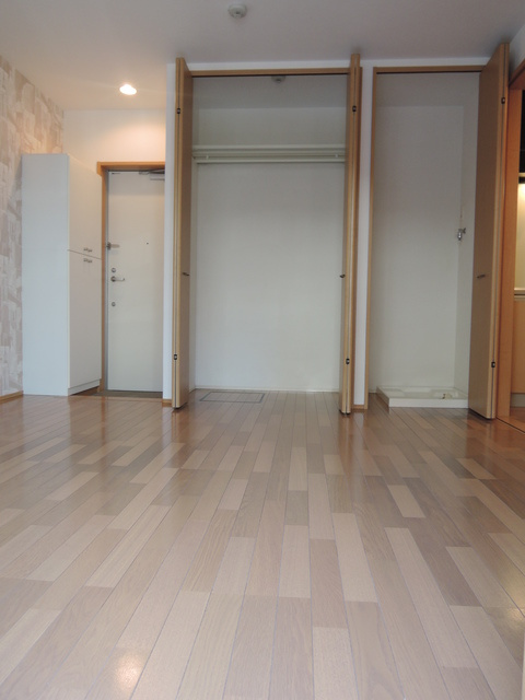 フラット高田の寝室|★クローゼット収納★