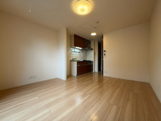ヒールコートⅡ　名古屋市賃貸　仲介手数料無料の居間・リビング