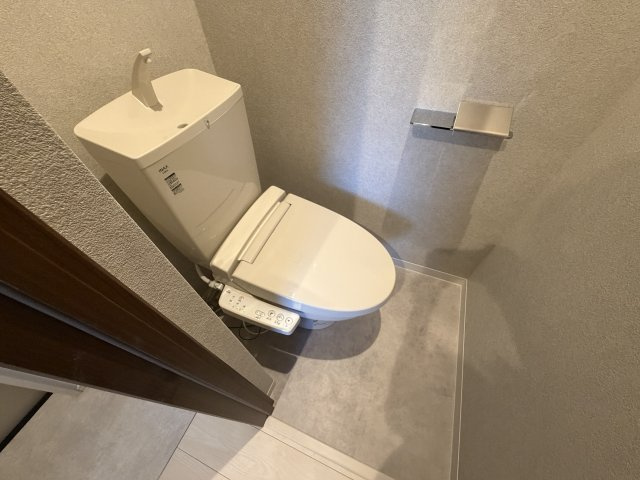 尼崎市元浜町４丁目のアパートのトイレ|※同社施工写真です