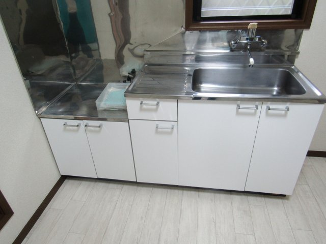 ヴェガ天台のキッチン|退去前につき別のお部屋の写真です。