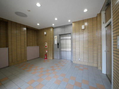 【エントランス】 | 七道駅前マンション