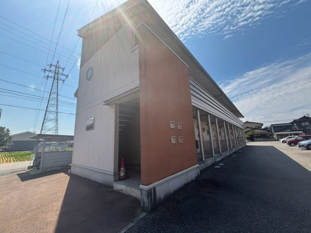 高岡市2棟一括アパートのその他