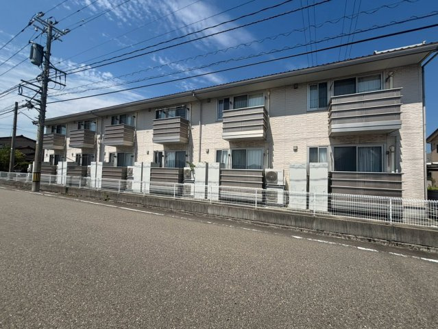高岡市2棟一括アパートのその他