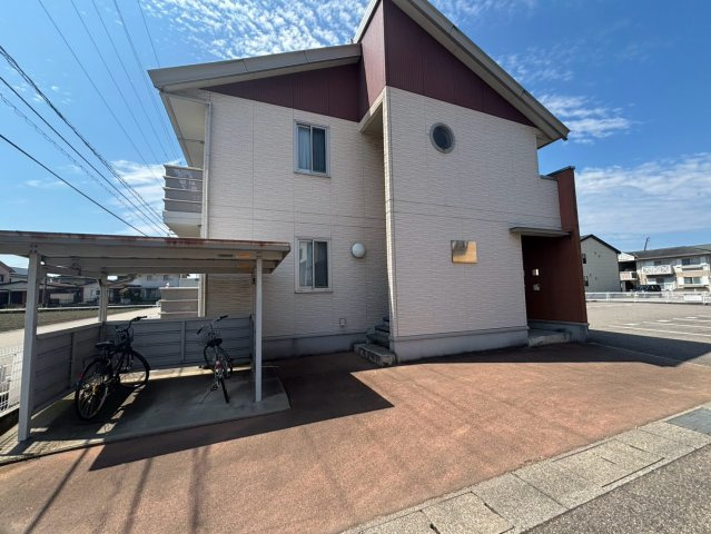 高岡市2棟一括アパートのその他