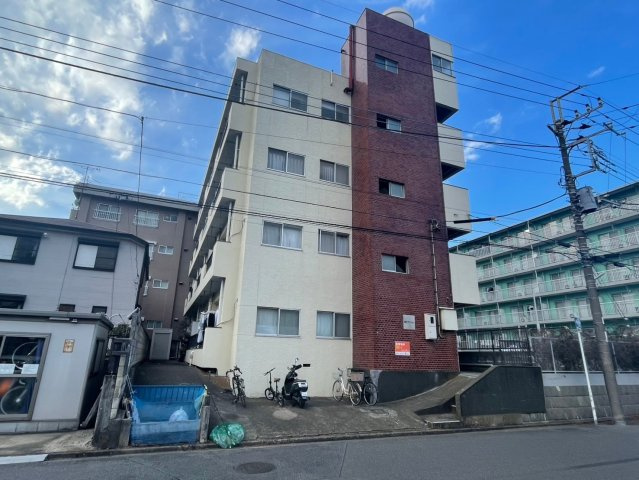 富士マンションの外観