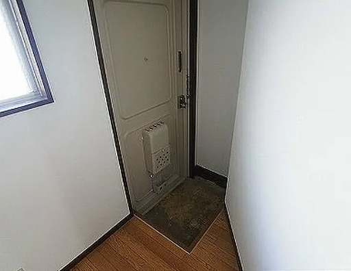 富士マンションの玄関|写真は別のお部屋のものになります。