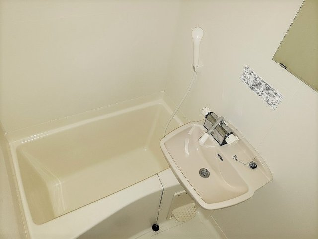 レオパレスｆａｖｏｒｉｔｅの浴室