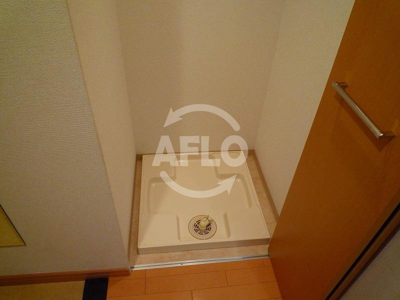 プレサンス心斎橋リベルタの洗面所|プレサンス心斎橋リベルタ　洗濯機置き場