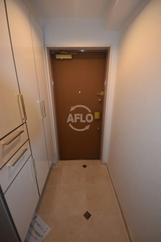 サンメゾン谷町セイスアヴェニータの玄関|サンメゾン谷町セイスアヴェニータ　玄関