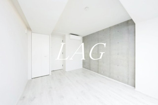 【居間・リビング】 | ｂ’ＣＡＳＡ早稲田 | 洋室のお部屋です。