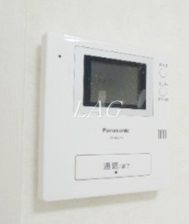 【セキュリティ】 | カーザ志村 | モニター付きインターフォンです。